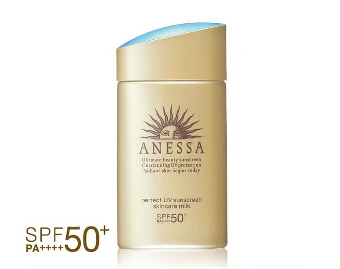 Kem chống nắng Anessa Perfect UV Sunscreen Skincare Milk SPF50+ giúp người dùng vừa chống nắng, vừa chống lão hóa