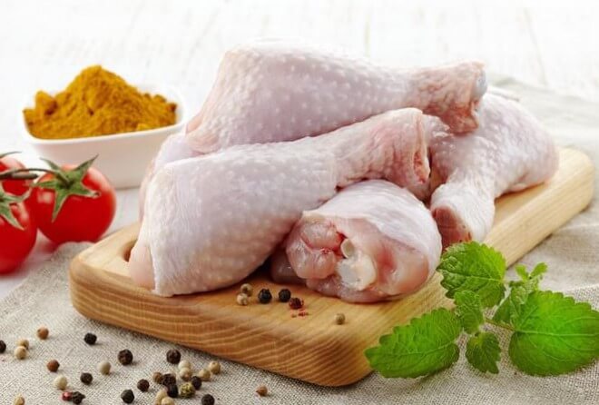 Thịt gà chứa ít hàm lượng purin tốt cho người bệnh